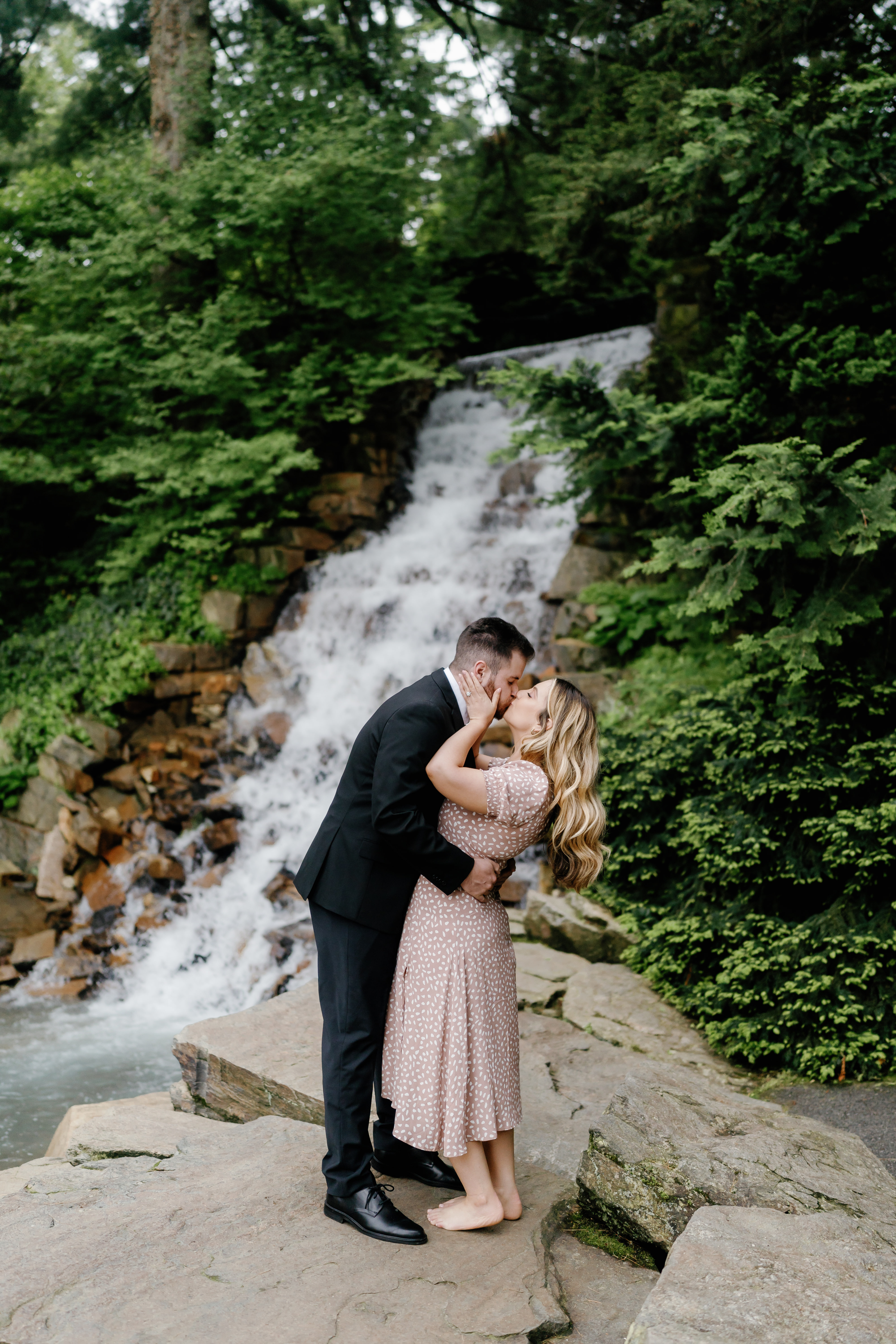 Spring Longwood Gardens Engagement Session Pennsylvania Wedding Photographer