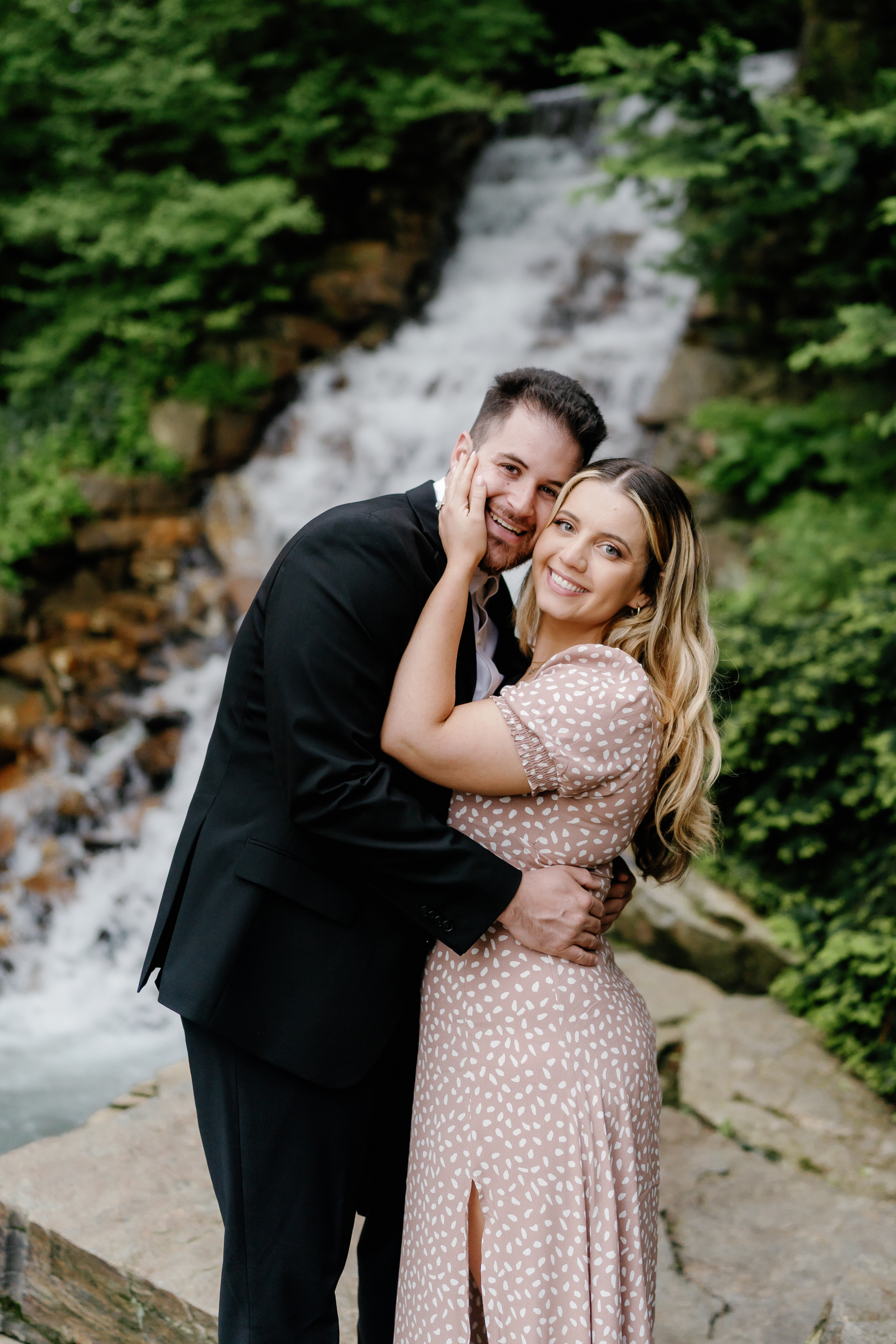 Spring Longwood Gardens Engagement Session Pennsylvania Wedding Photographer