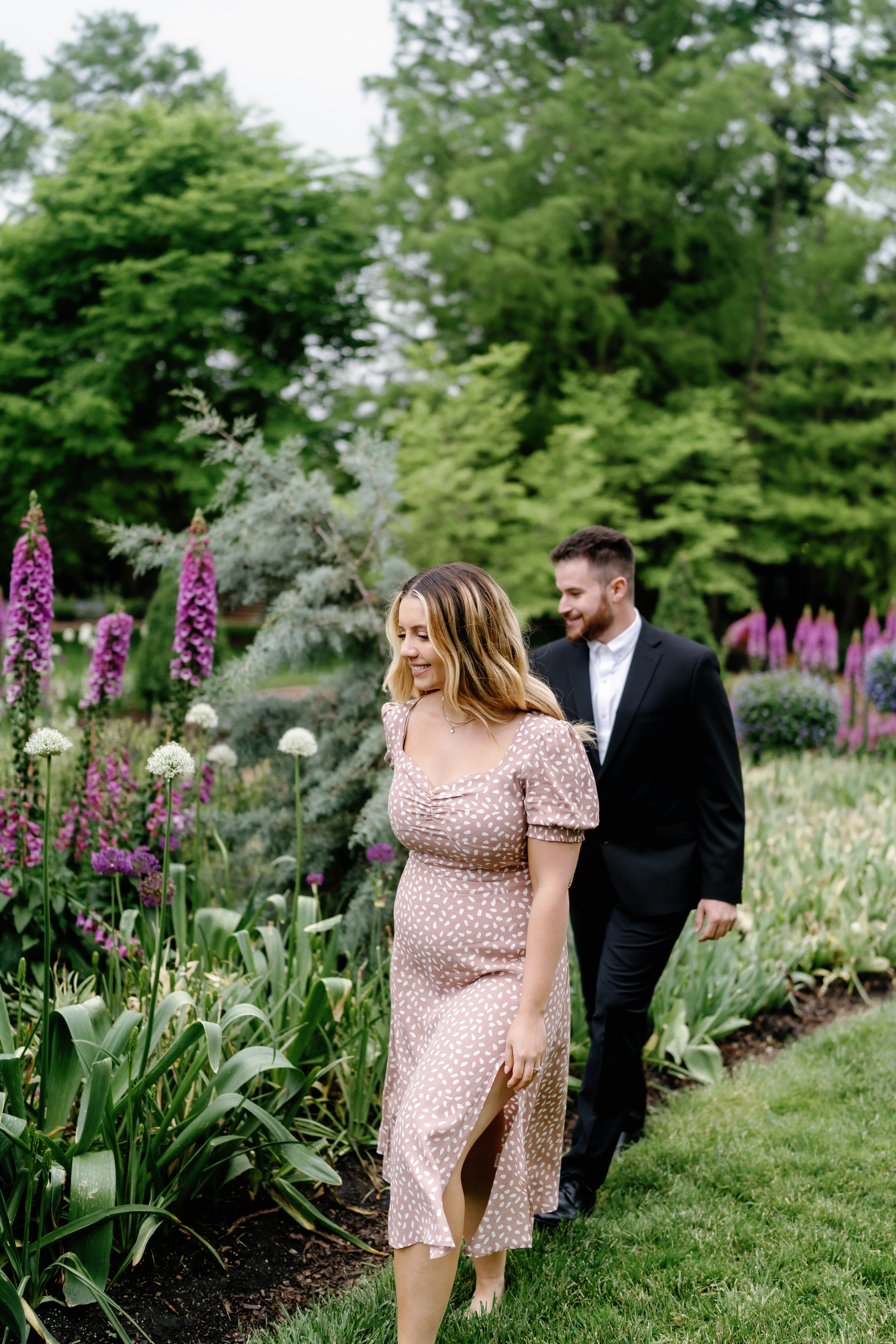 Spring Longwood Gardens Engagement Session Pennsylvania Wedding Photographer