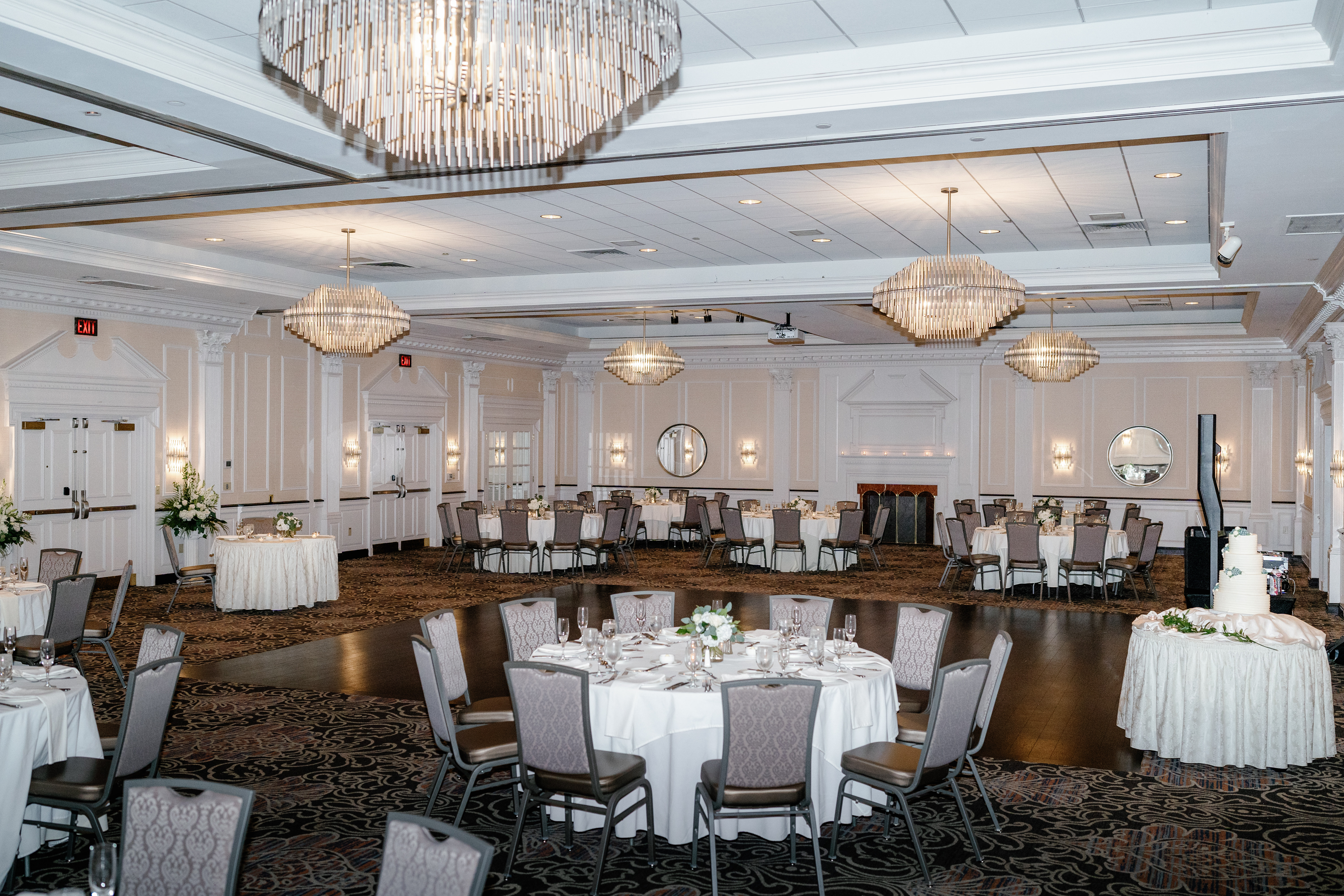 Summer Desmond Hotel Malvern Wedding Pennsylvania Wedding Photographer